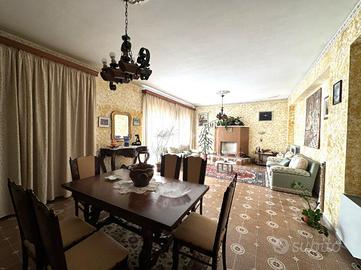 3 LOCALI A LAMEZIA TERME