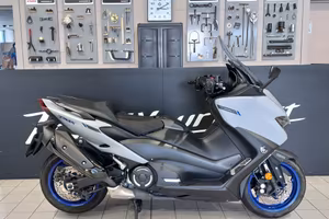 Yamaha T Max 560
