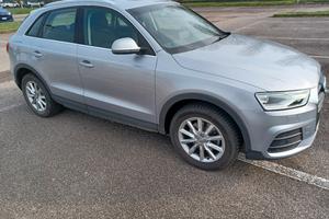 Audi Q3 2.0 TDI S-Tronic Quattro Business 150 cv