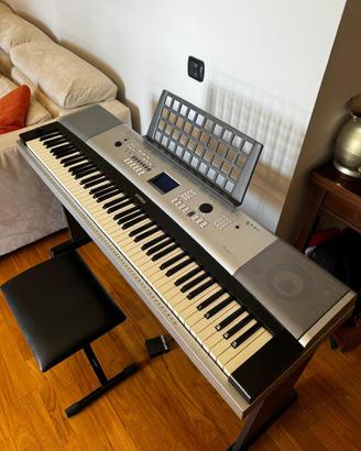 Tastiera yamaha portable grand DGX520