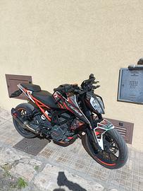 Ktm duke 125 20.000 km
