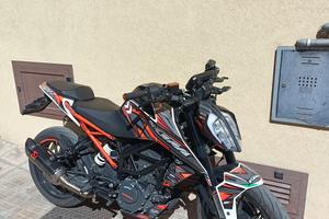 Ktm duke 125 20.000 km