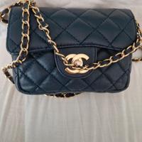 Borsa modello chanel mini flap