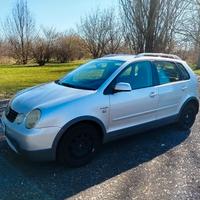 Volkswagen Polo fun 1.4 16 valvole neopatentati