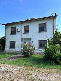 Casa singola di campagna
