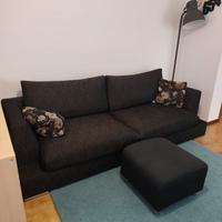 Divano 3 Posti + Pouf