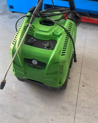 Idropulitrice IPC 220v acqua calda