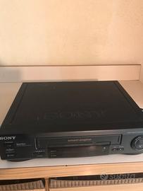 Video cassette recorder