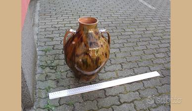 Brocca depoca pugliese di primi 900