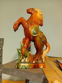 cavallo in porcellana cinese