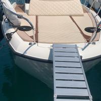 QuickSilver 8,75 Sundeck