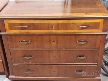 cassettiera in legno