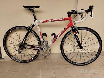 Bicicletta corsa Colnago Arte 2013