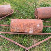 Rullo Agricolo Vintage in ferro-cemento