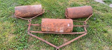 Rullo Agricolo Vintage in ferro-cemento