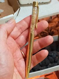 Penna con Cristalli di Quarzo Citrino 