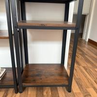 Tavolino a tre ripiani in acciaio