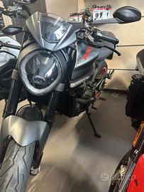 Ducati Monster 937 + GRIGIO