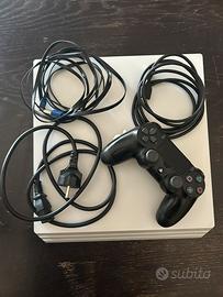 PlayStation 4 Pro (Bianca)