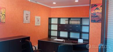 Ufficio completamente arredato a castelvetrano