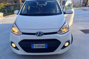 HYUNDAI i10 1ª serie - 2016
