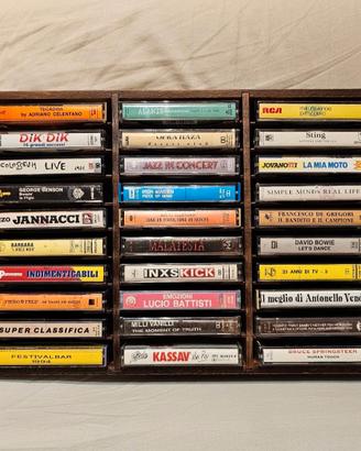 MUSICASSETTE VARIE CON BACHECA 