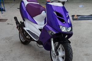 Aprilia sr