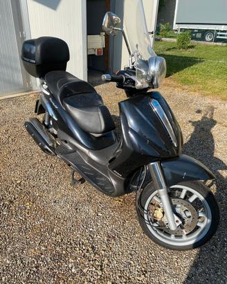 Piaggio Beverly 500