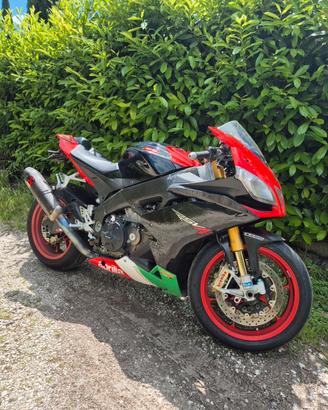 Aprilia Rsv4