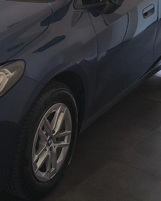 Cerchi/gomme serie 2 Active tourer 218i 2022 U06