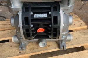 Pompa pneumatica a membrana