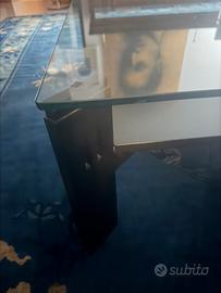 Giorgetti firmato in vetro e base legno wenge