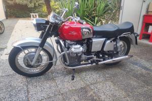 moto guzzi v7 700
