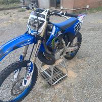 Yamaha YZ 250 - 2023