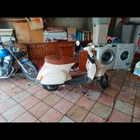 Piaggio Vespa 50 Special (V5B3)