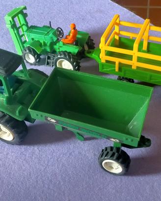 COPPIA DI TRATTORI GIOCATTOLO ANNI 70/80