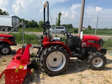 Trattore Vst 927 promozione