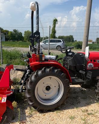 Trattore Vst 927 promozione