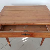 Tavolino in legno vintage