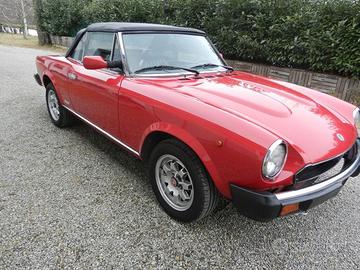 FIAT 124 SPIDEREUROPA PININFARINA