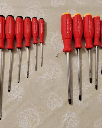Set di cacciaviti professionali PB Swiss Tools