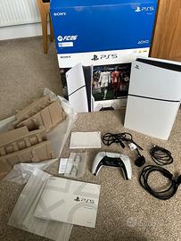 PlayStation 5 1 TB 2 controller+fc26