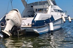 barca Gobbi 23 cabin con fuoribordo e braket