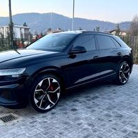 AUDI SQ8 4.0 TDI
