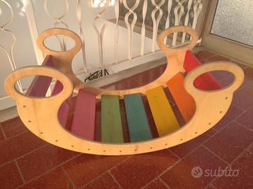 Dondolo arcobaleno (Rainbow Rocker)
