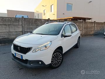 Peugeot 2008 PureTech 82 Allure