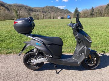 Scooter Elettrico LIFAN E4