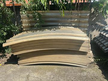 Copertura ondulata in plexiglas