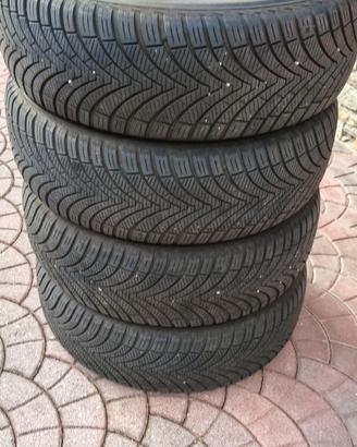 Kumho Solus 4 stagioni