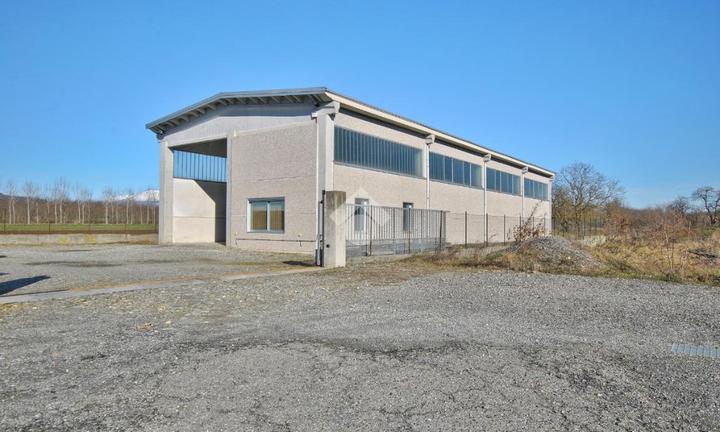 CAPANNONE A BORGO D'ALE